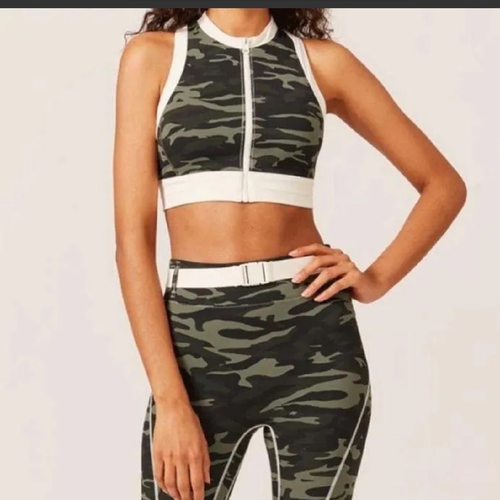 NWT Bandier x Solid & Striped Trek High Neck Bra Camo